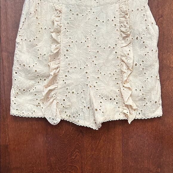 Happy x Nature Kate Hudson Daisy Eyelet Romper, Size 2 - Picture 7 of 16